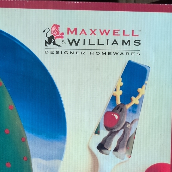 Maxwell & Williams Rudolf Cake Set - Picture 2 of 6